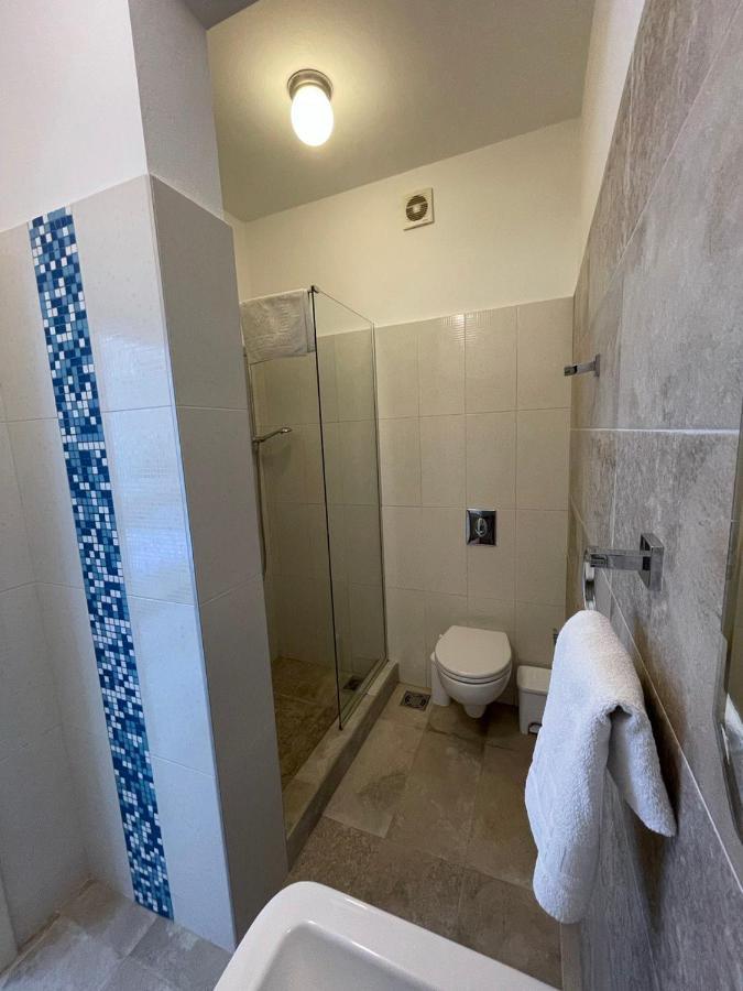 Two Palms Apartment 수토모레 외부 사진