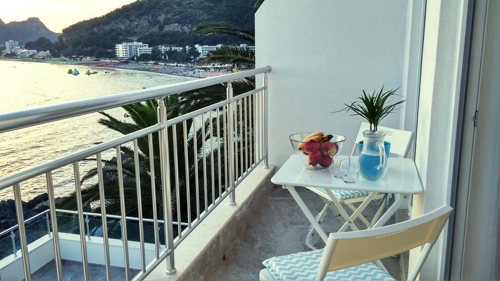 Two Palms Apartment 수토모레 외부 사진