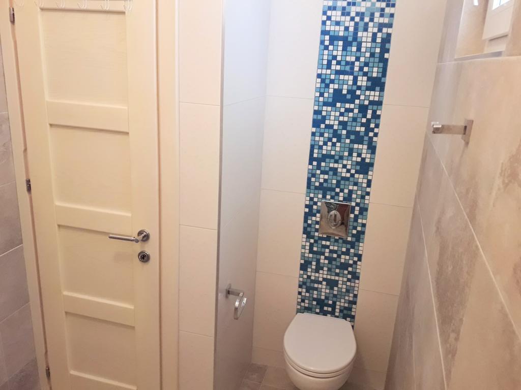 Two Palms Apartment 수토모레 외부 사진